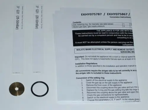 Umbauset von Daikin mit Gasmeterringen, einer Gummi-Dichtung und einer Anleitung für die Umstellung auf Propan. Enthält Sicherheitshinweise und Installationsanweisungen.